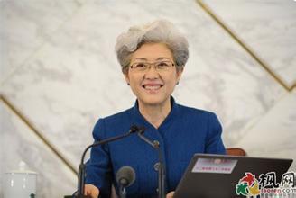 周小燕年轻的照片,周小燕年轻时的风采瞬间