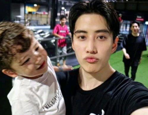 娱乐圈明星的爸爸们,娱乐圈明星们的超级爸爸风采